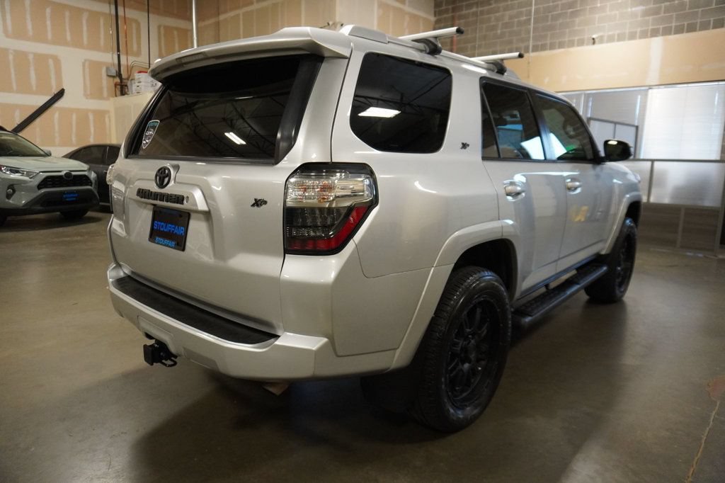 Used 2016 Toyota 4Runner SR5 Premium AWD/4WD image 4