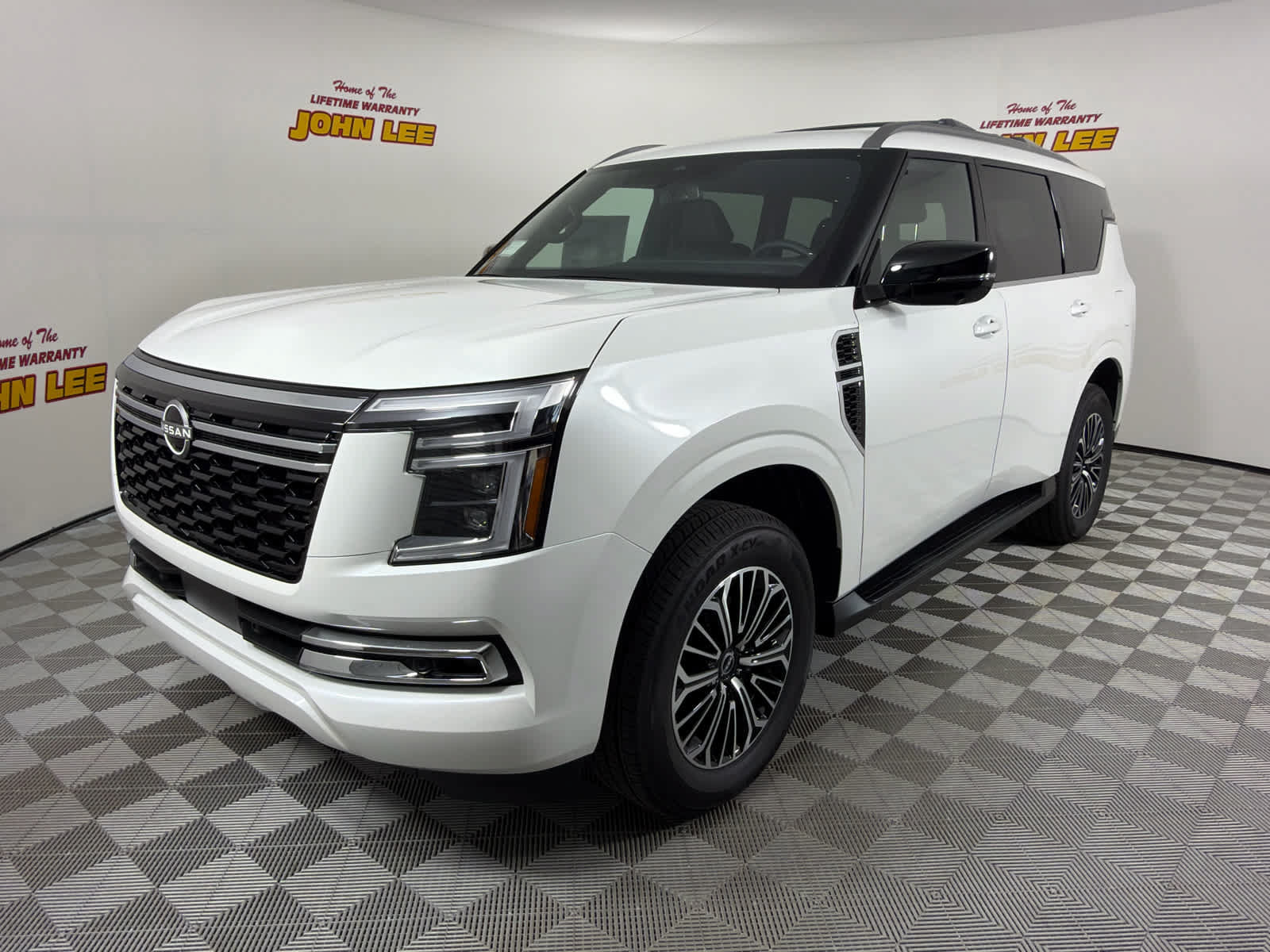 New 2026 Nissan Armada SL w/ Captain's Chari Seat Package AWD/4WD image 1