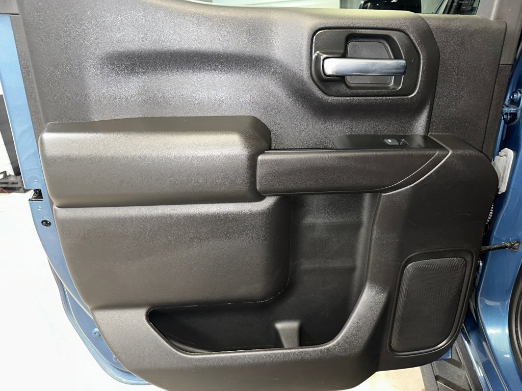 Certified 2024 Chevrolet Silverado 1500 Custom Trail Boss w/ LPO, Dark Essentials Package image 17