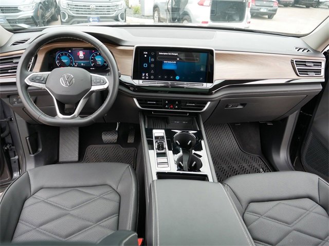 Certified 2025 Volkswagen Atlas SE image 24