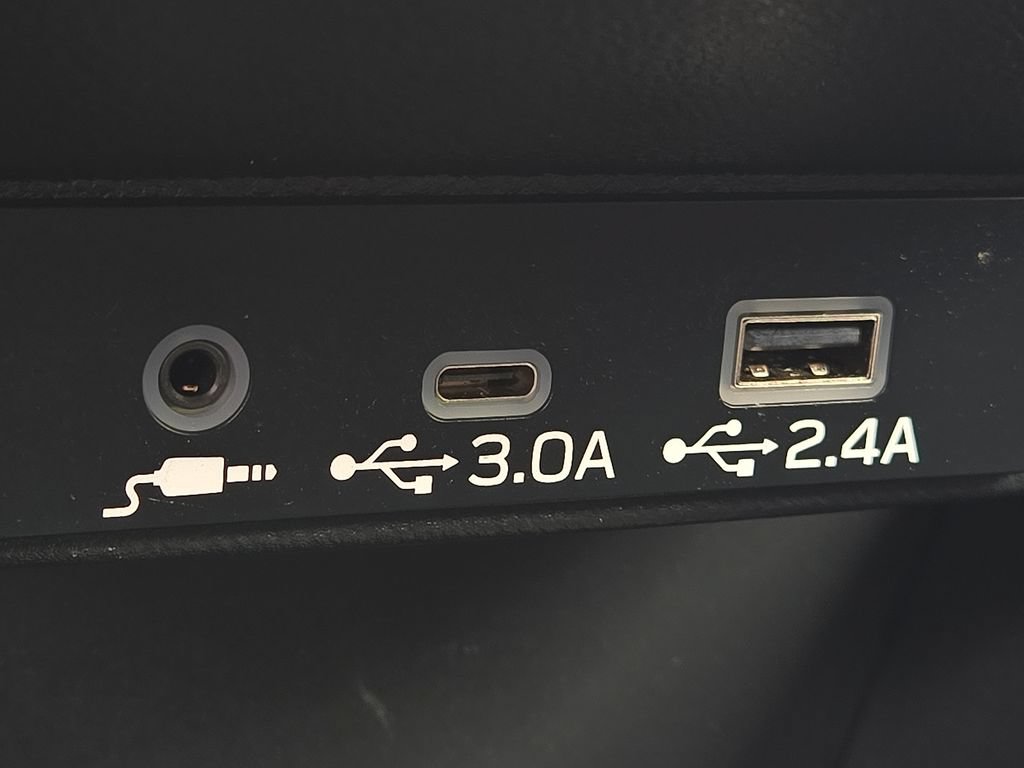 Certified 2025 Subaru Forester Premium AWD/4WD image 16