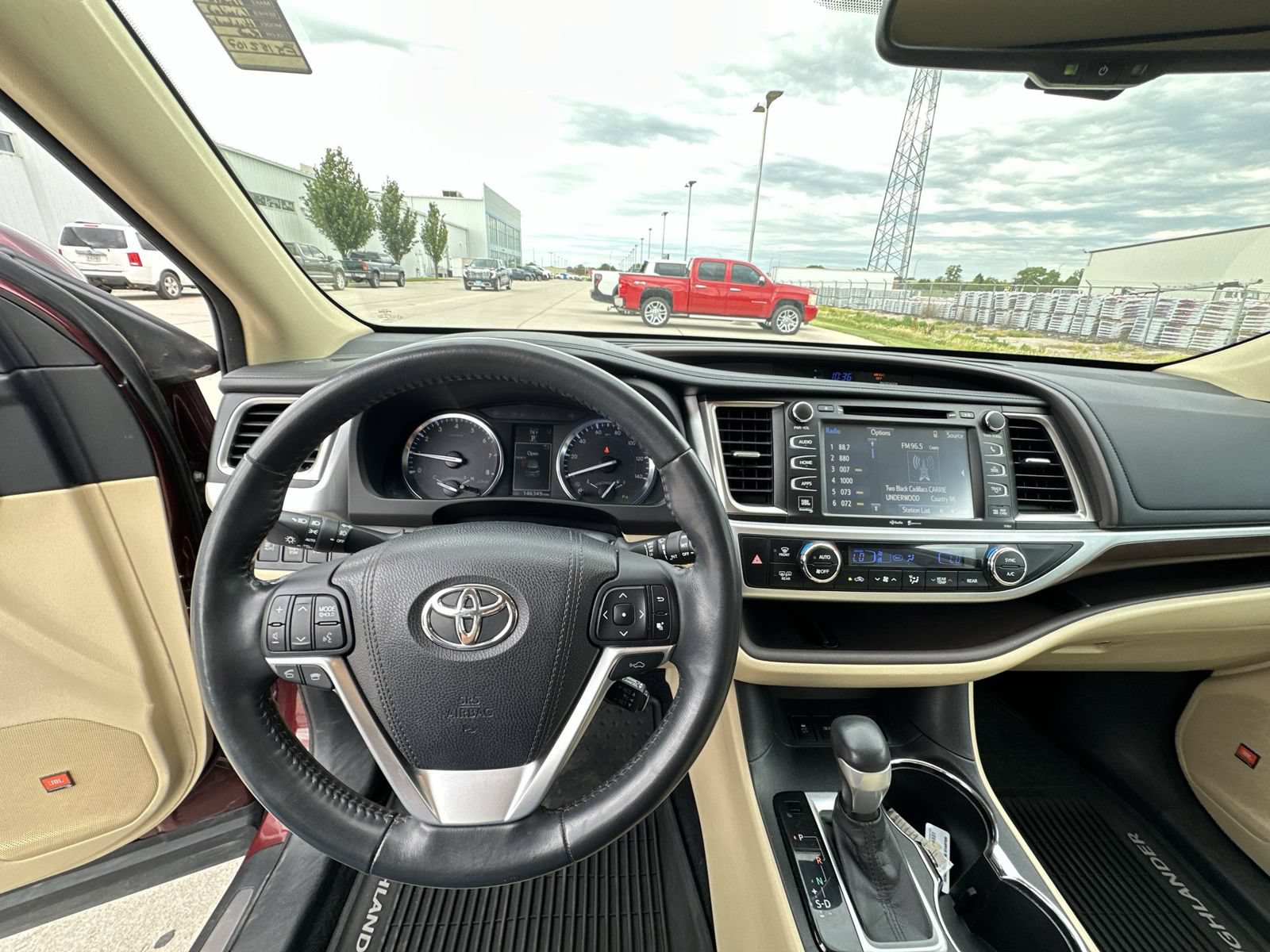 Used 2015 Toyota Highlander Limited Platinum AWD/4WD image 11