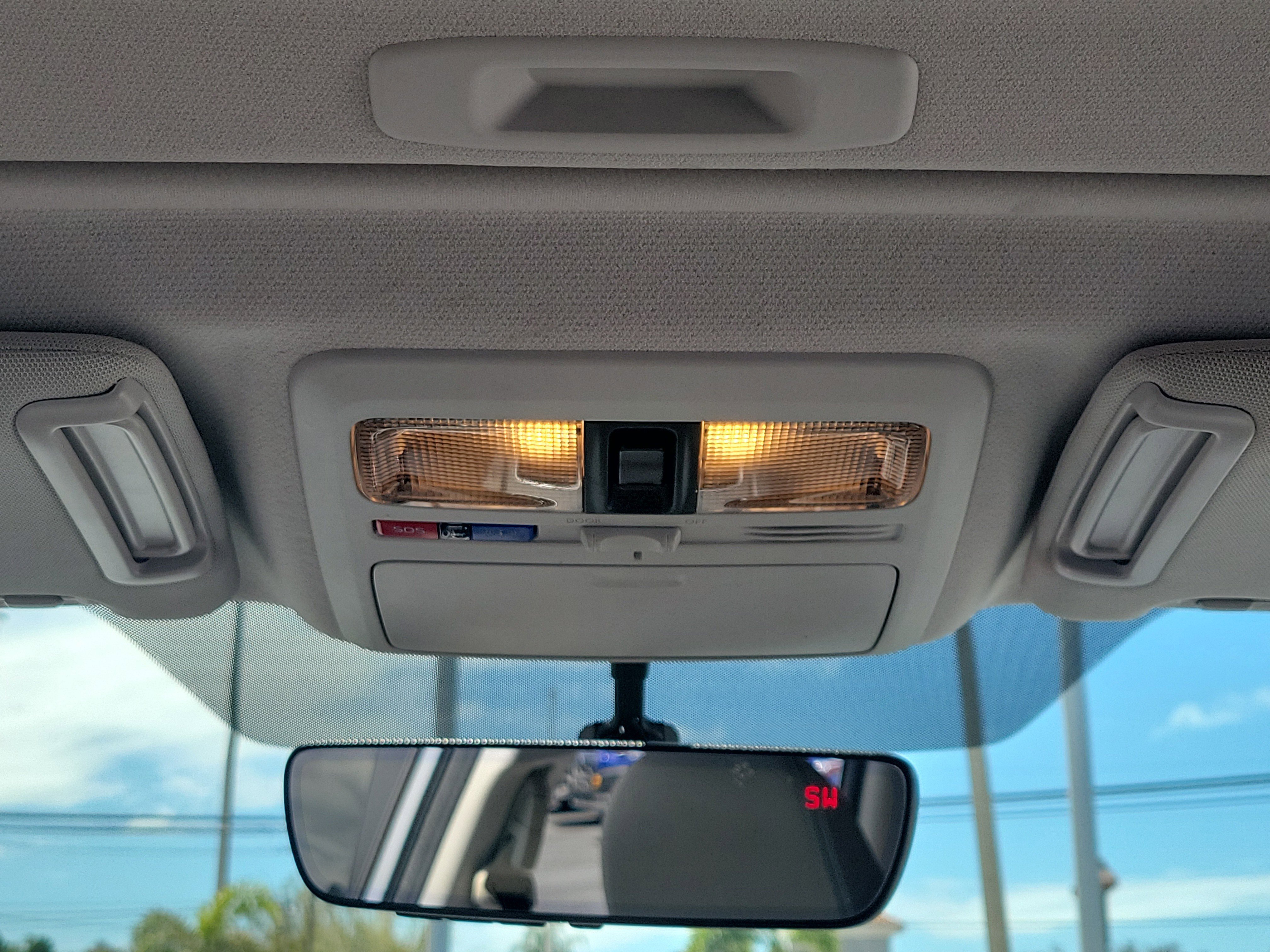 Used 2017 Subaru Forester 2.5i Limited image 19