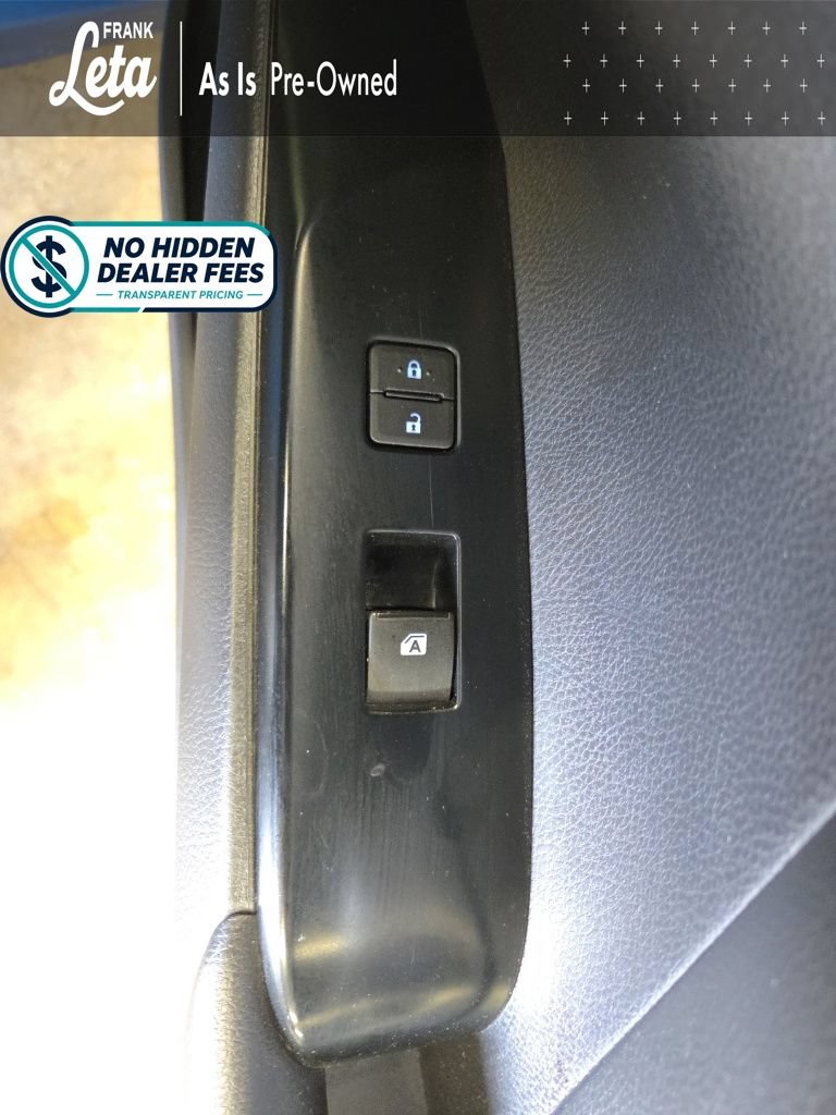 Used 2020 Toyota Camry SE FWD image 22