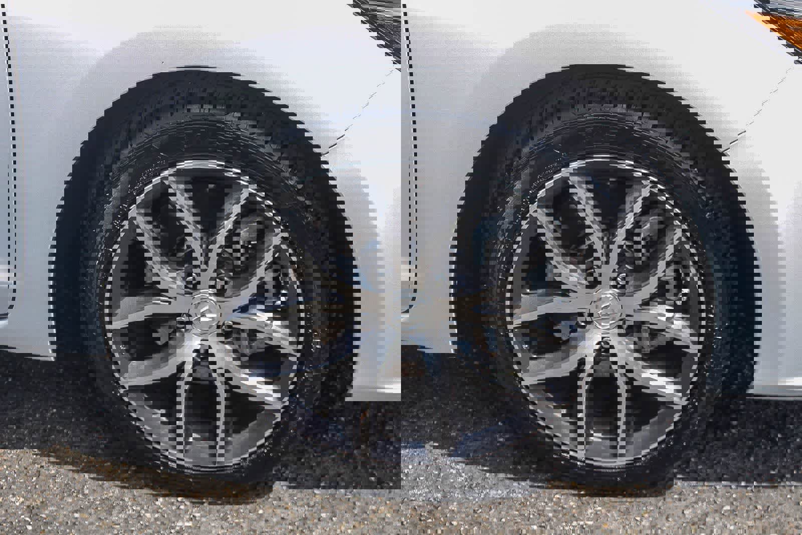 Used 2020 Acura ILX w/ Premium Package image 13