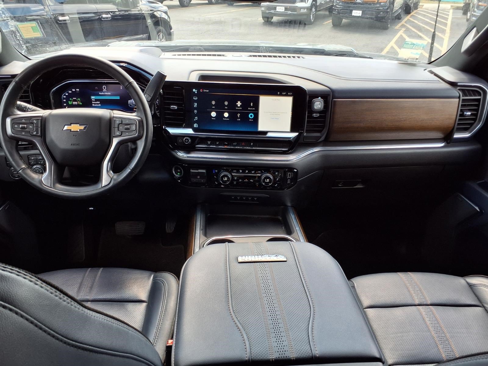 Used 2024 Chevrolet Silverado 3500 High Country w/ High Country Premium Package AWD/4WD image 12