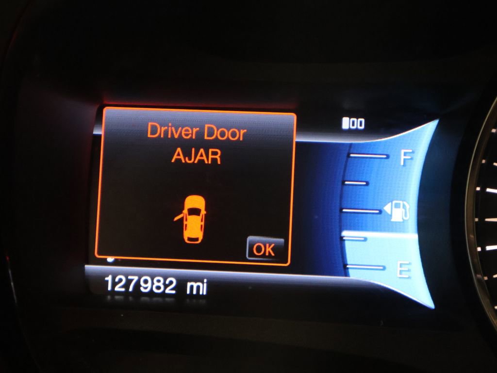 Used 2013 Ford Edge SEL image 39