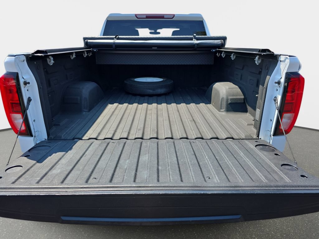 Used 2020 GMC Sierra 1500 Elevation w/ Elevation Value Package AWD/4WD image 11
