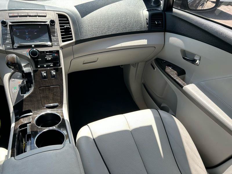 Used 2015 Toyota Venza XLE w/ XLE Premium Package FWD image 13