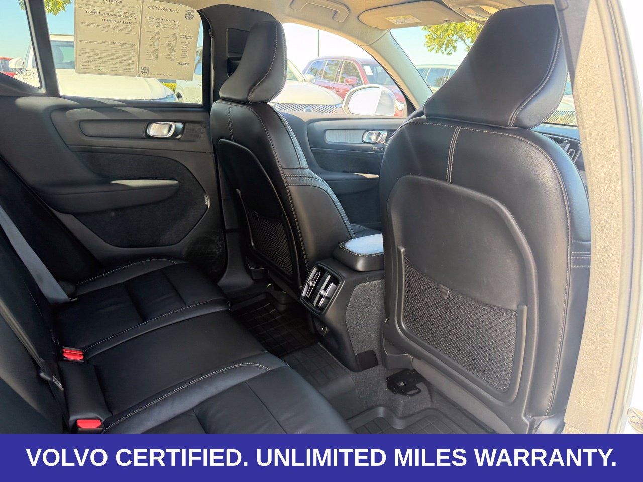 Certified 2024 Volvo XC40 B5 Core AWD/4WD image 38