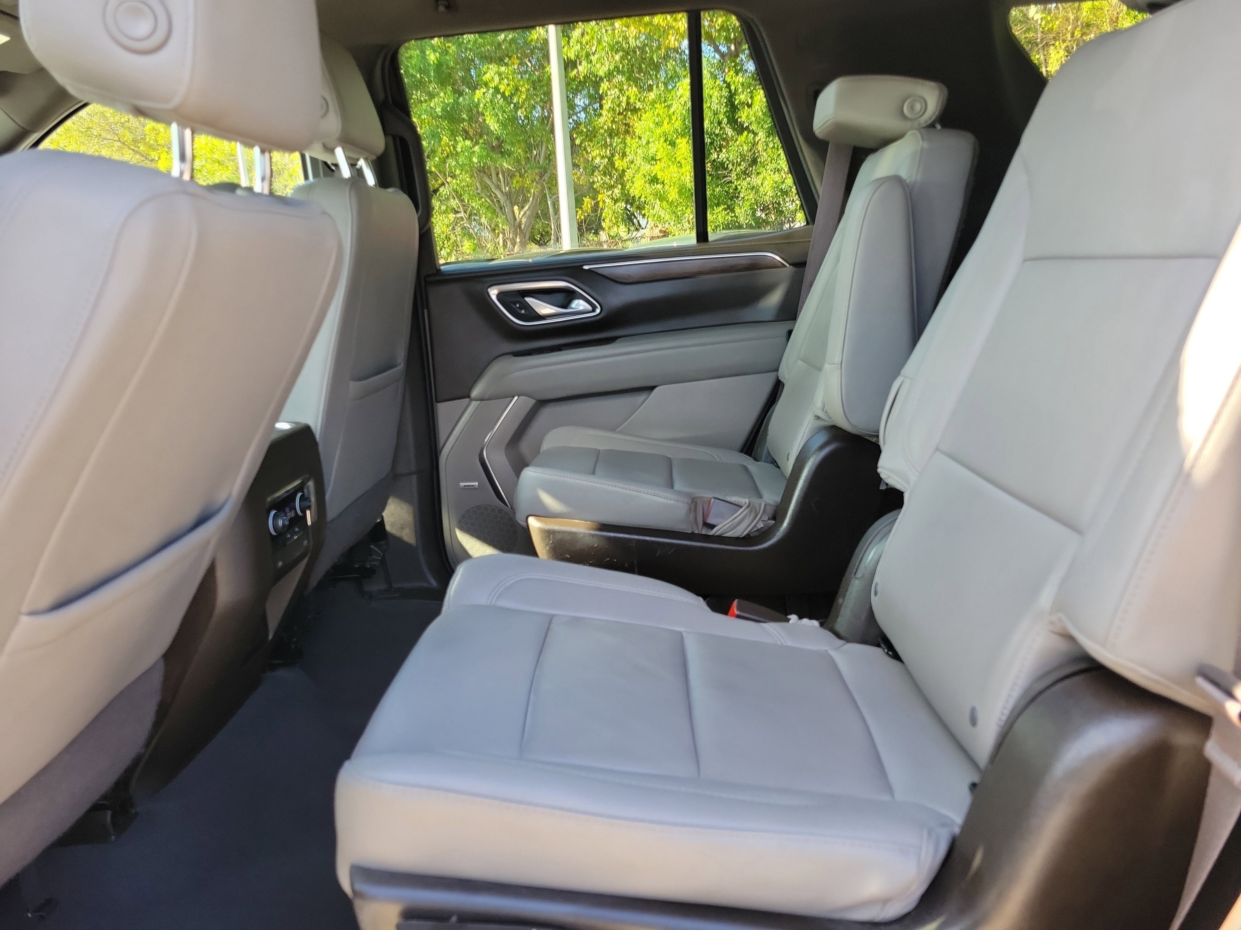 Used 2023 Chevrolet Tahoe LT image 12