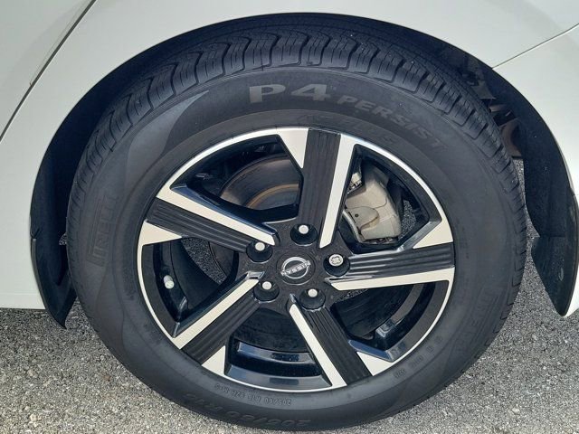 Used 2024 Nissan Sentra SV image 11