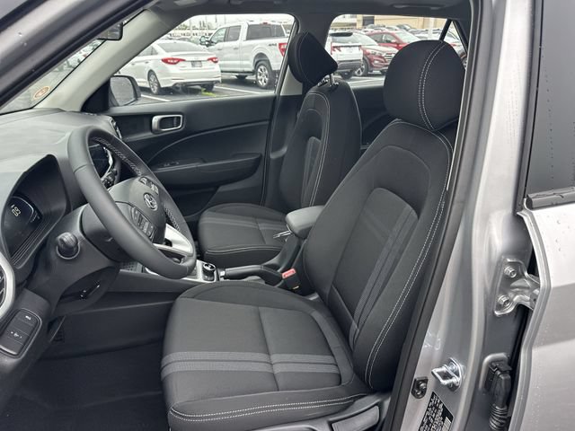 New 2026 Hyundai Venue SEL FWD image 19