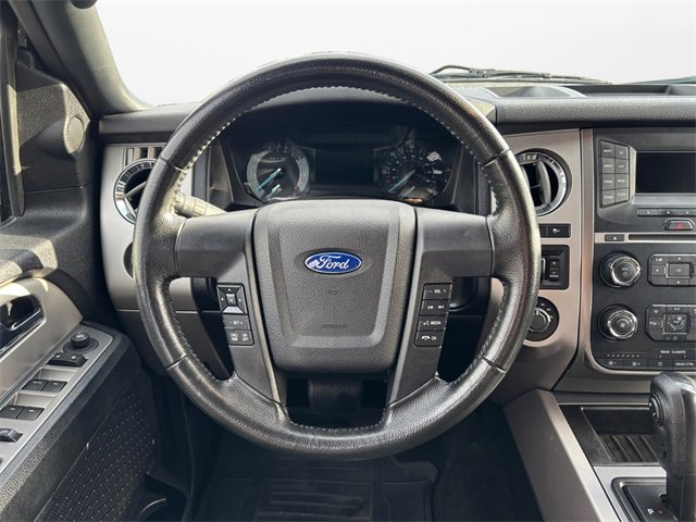 Used 2017 Ford Expedition XLT image 12