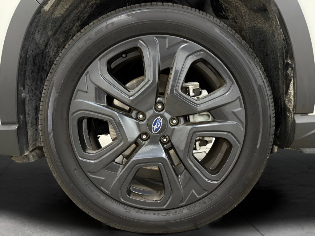 Used 2025 Subaru Ascent Bronze Edition image 24