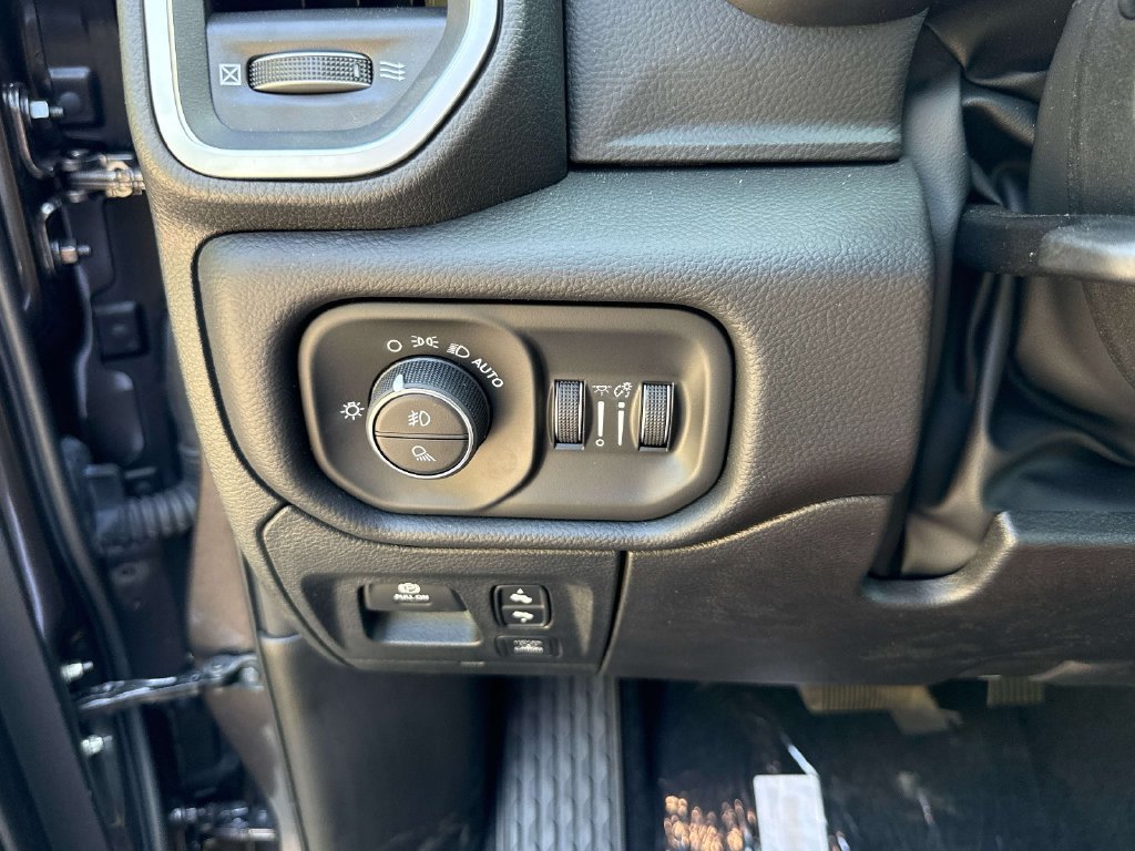 New 2026 RAM 1500 Big Horn AWD/4WD image 23