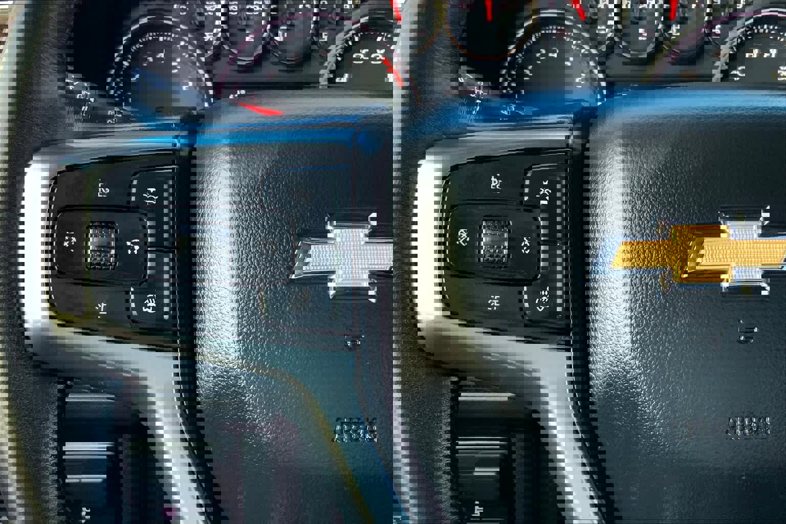 Used 2021 Chevrolet Suburban LT w/ LT Signature Package image 24