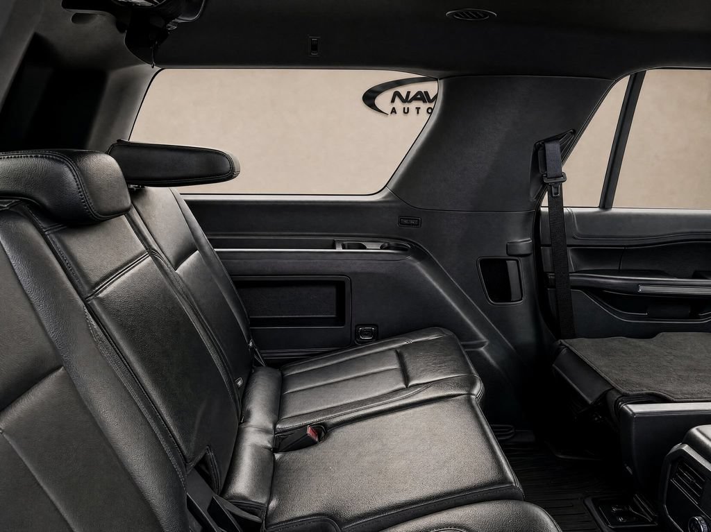 Used 2021 Ford Expedition XLT RWD image 13