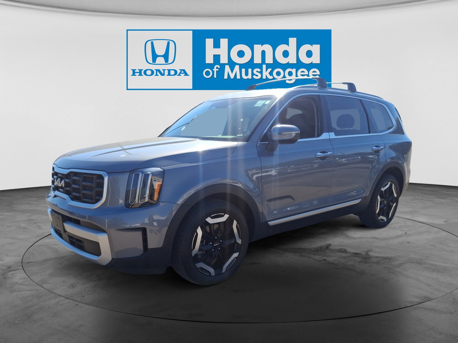 Used 2025 Kia Telluride S