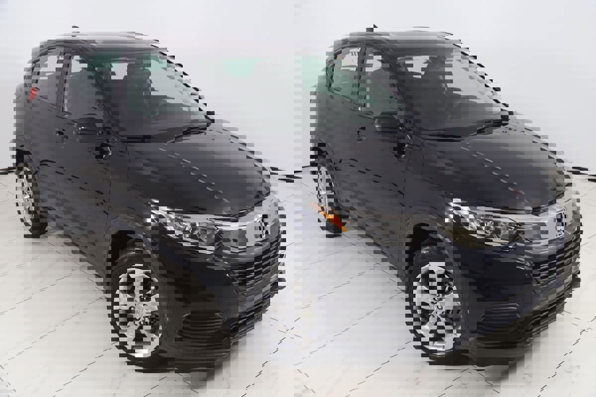 Used 2021 Honda HR-V LX image 13