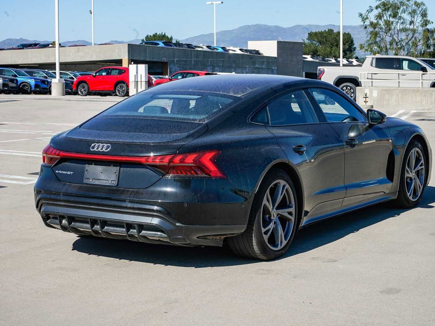 Used 2023 Audi e-tron GT Prestige w/ Prestige Package image 4