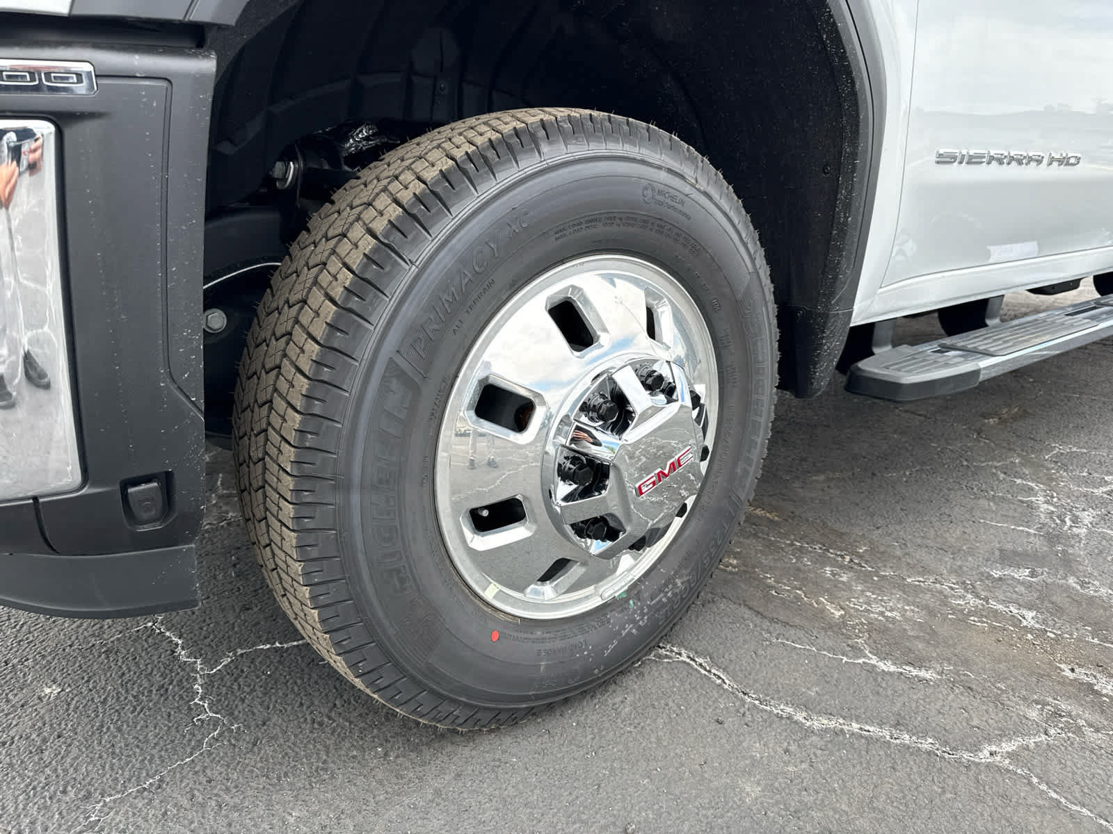 New 2026 GMC Sierra 3500 SLT w/ SLT Convenience Package AWD/4WD image 8