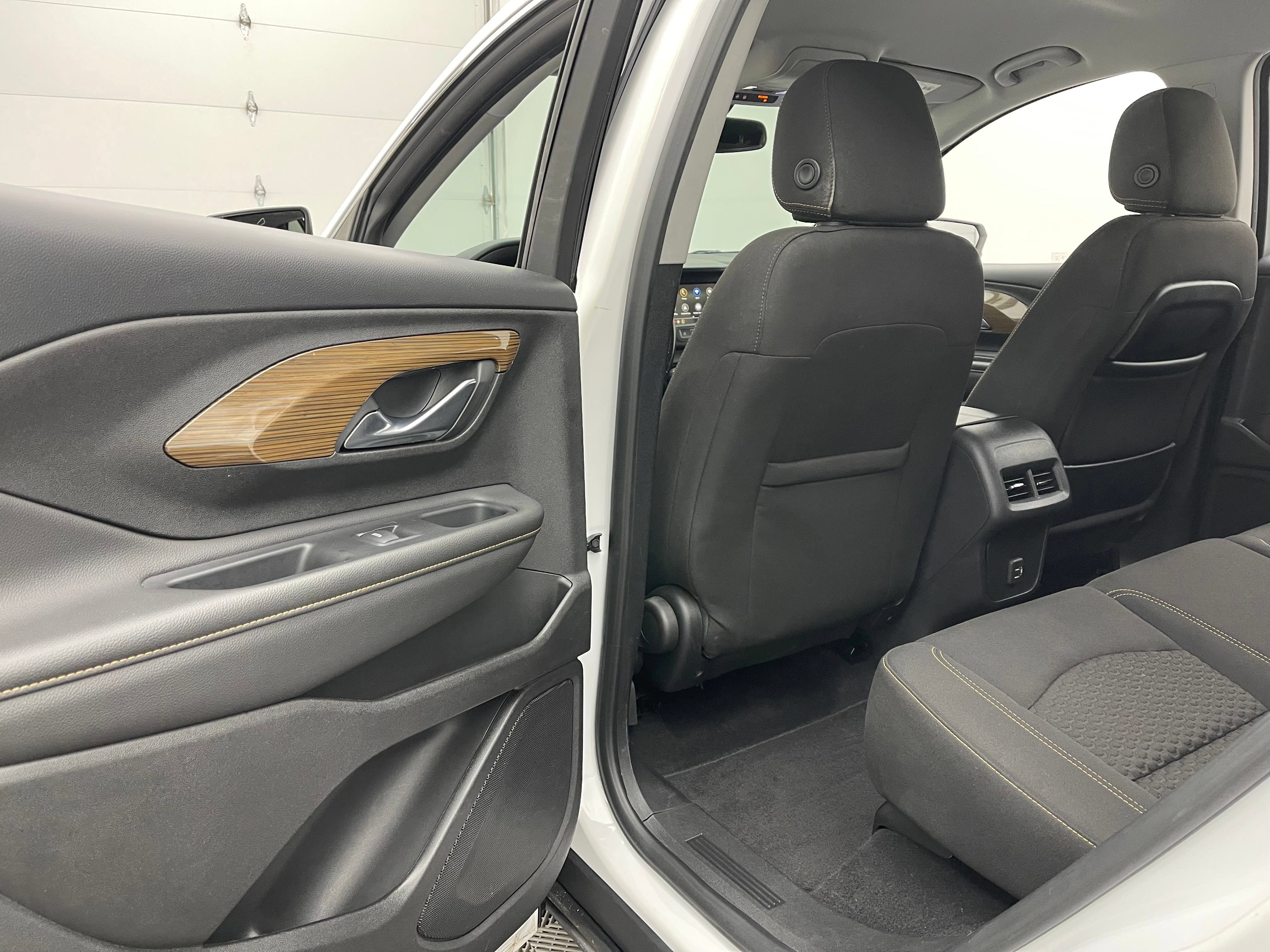 Used 2019 GMC Terrain SLE FWD image 33