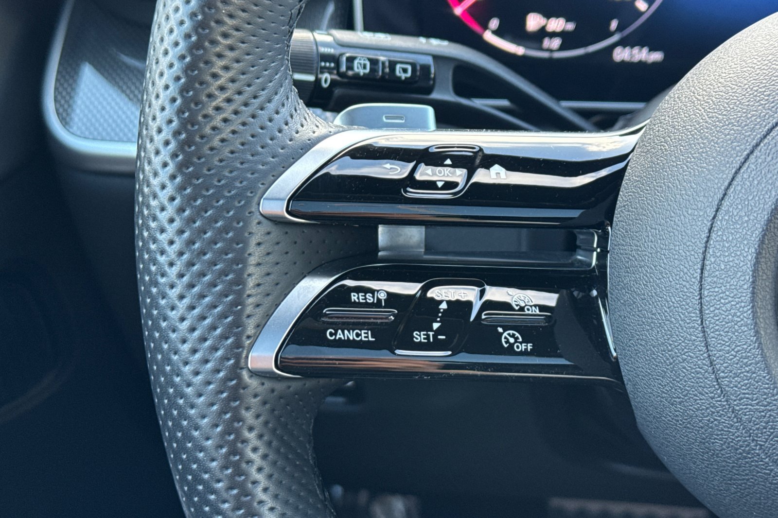 Certified 2026 Mercedes-Benz GLC 300 image 29