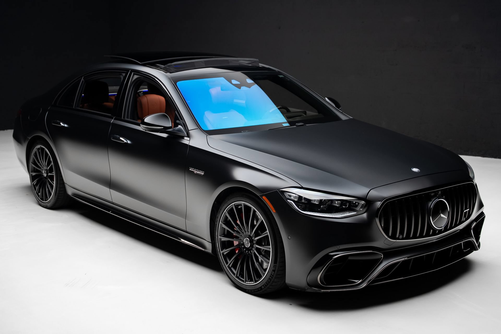 Used 2025 Mercedes-Benz S 63 AMG S image 44