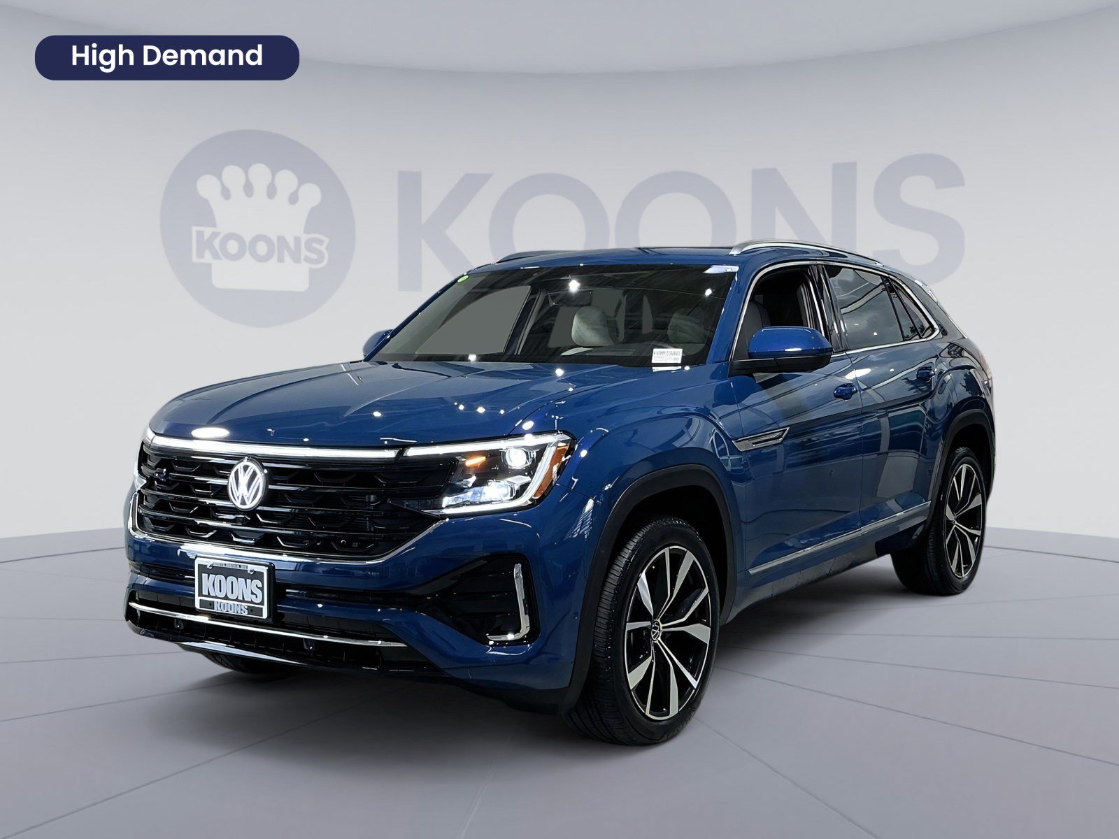Used 2025 Volkswagen Atlas Cross Sport SEL Premium R-Line AWD/4WD image 1
