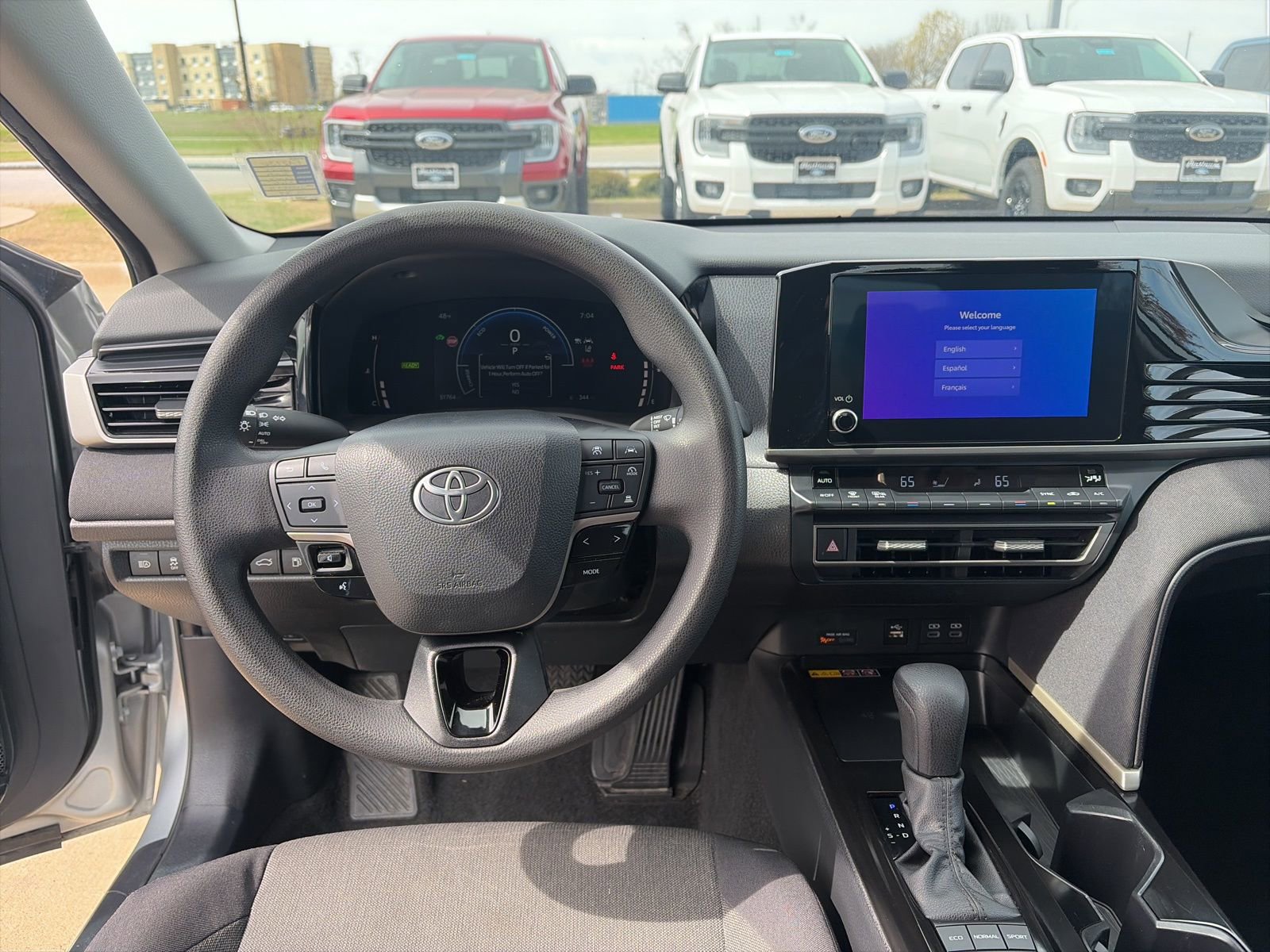 Used 2025 Toyota Camry LE FWD image 15