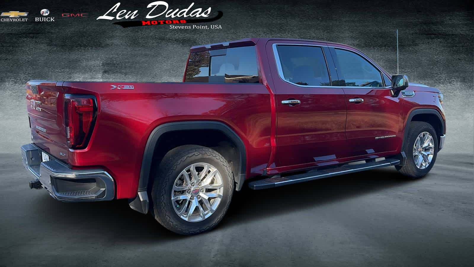 Used 2019 GMC Sierra 1500 SLT w/ SLT Premium Plus Package image 4