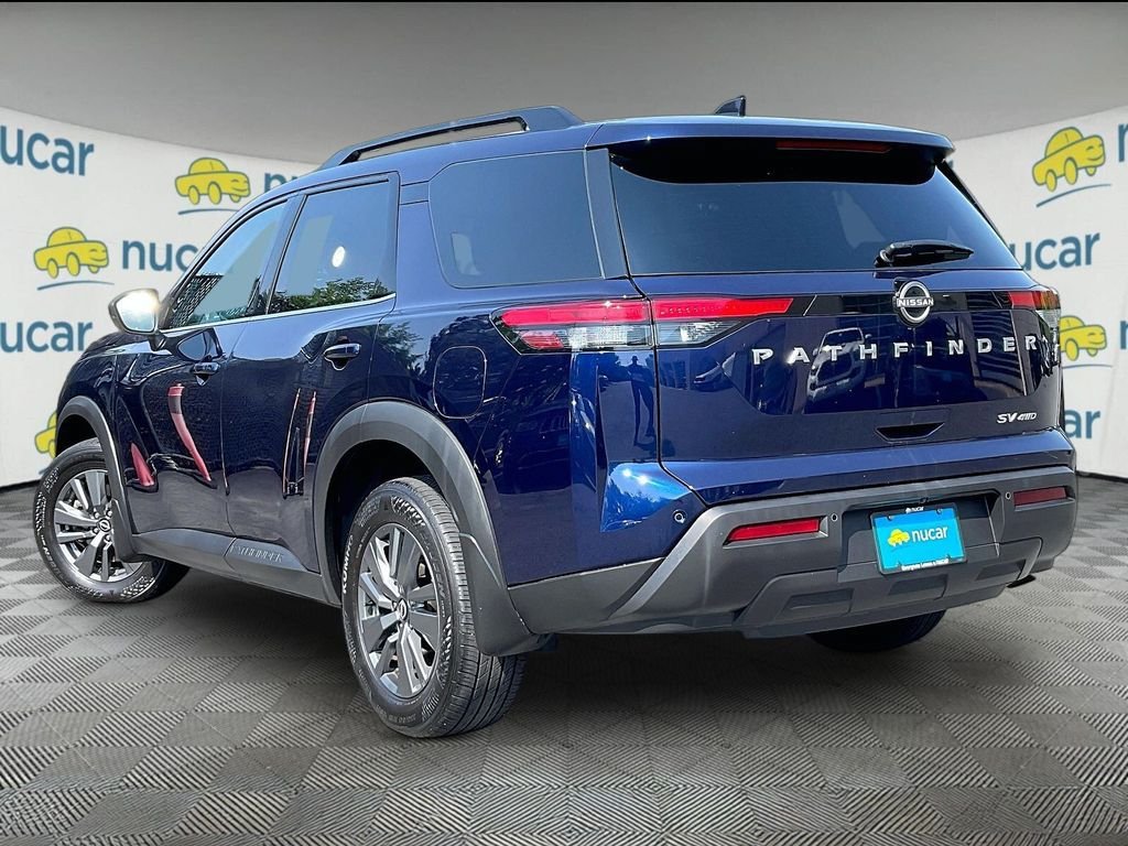 Used 2024 Nissan Pathfinder SV AWD/4WD image 4
