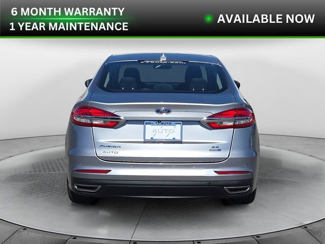Used 2020 Ford Fusion SE image 4