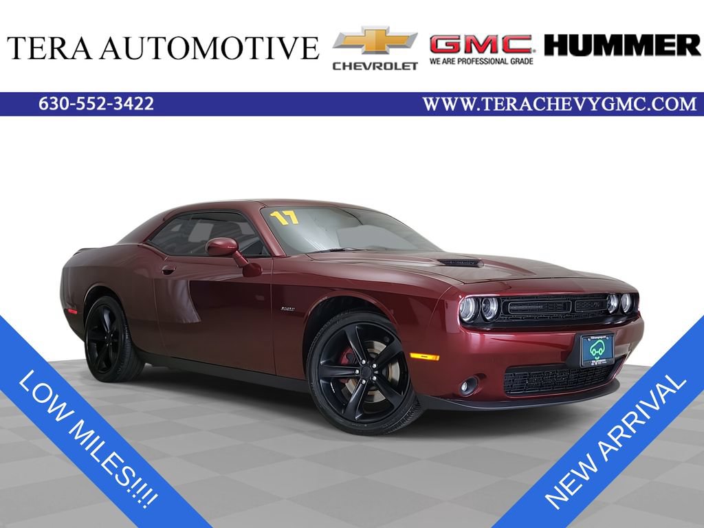 Used 2017 Dodge Challenger R/T w/ Sound Group RWD video 1