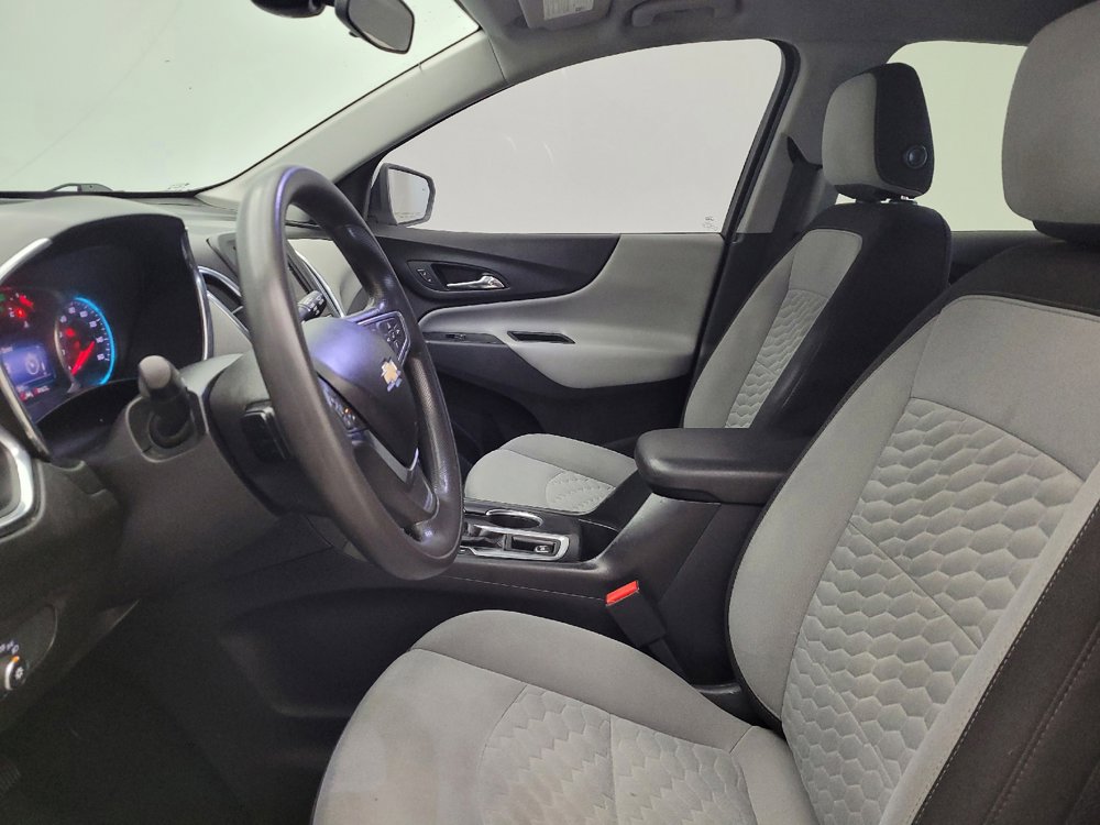 Used 2020 Chevrolet Equinox LT FWD image 17