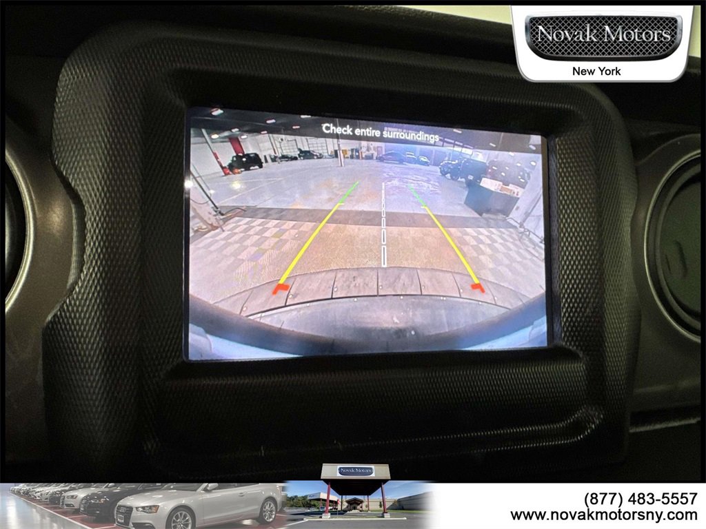 Used 2023 Jeep Wrangler Sport S image 23