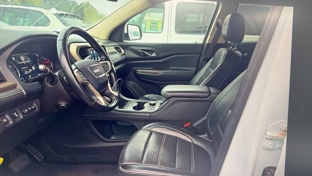 Used 2023 GMC Acadia Denali FWD image 6
