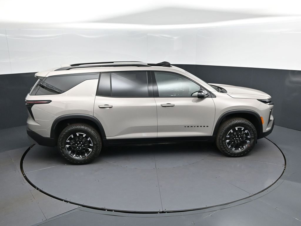 New 2026 Chevrolet Traverse Z71 w/ Enhanced Driving Package AWD/4WD image 37