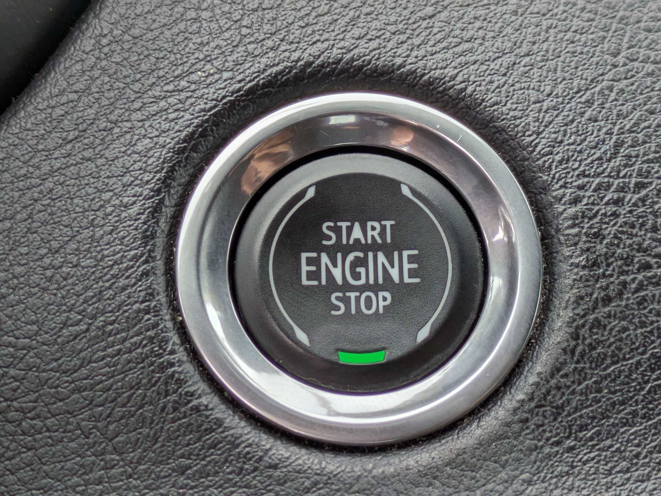 Used 2020 Cadillac XT4 Premium Luxury w/ Driver Assist Package FWD image 34