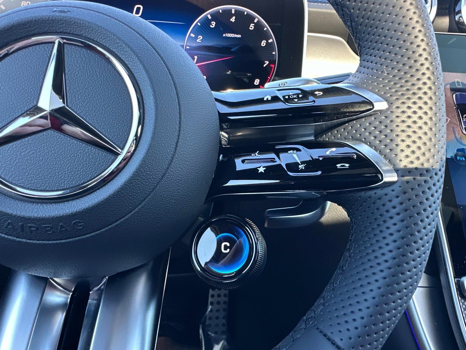 New 2026 Mercedes-Benz GLC 43 AMG AMG  43 4MATIC Coupe image 30