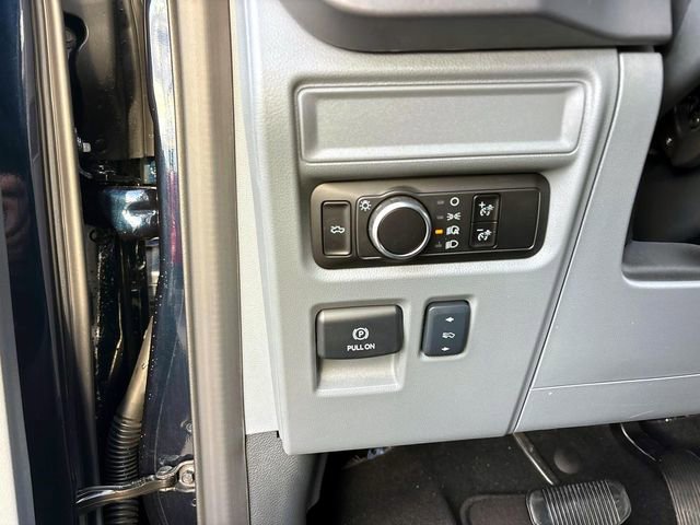 Used 2025 Ford F150 Lightning XLT image 15