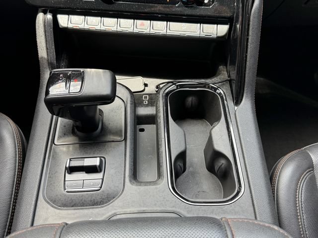 Used 2023 GMC Sierra 1500 AT4 w/ AT4 Preferred Package AWD/4WD image 19