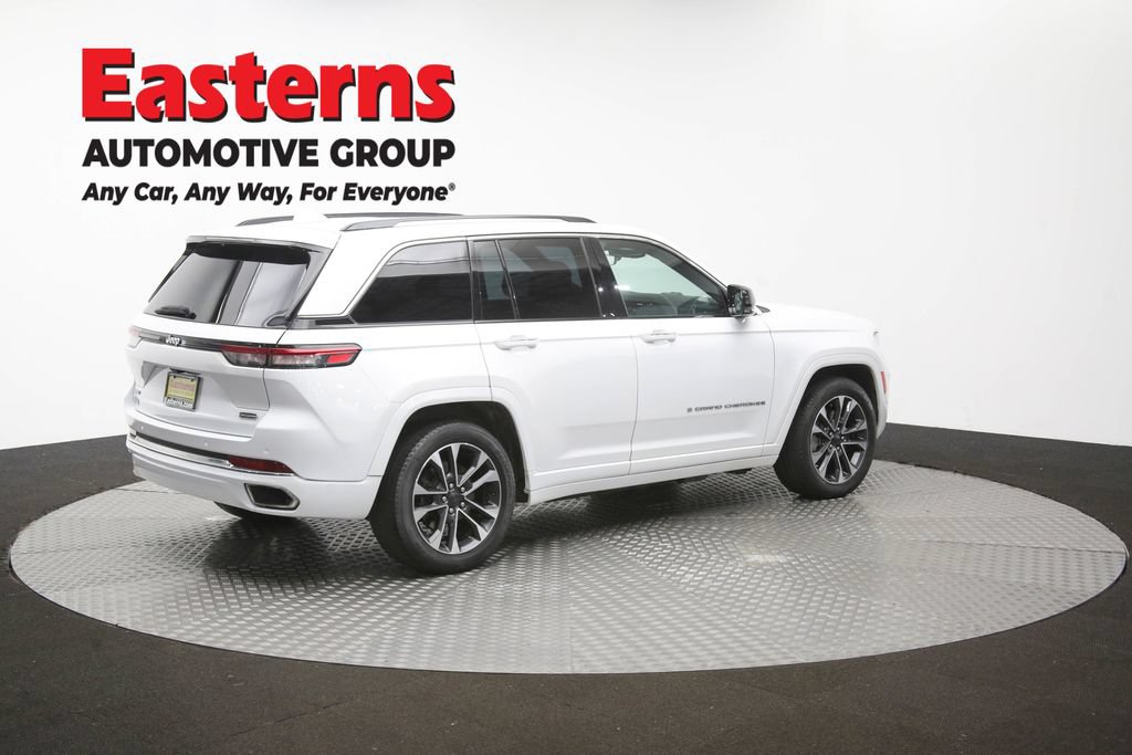 Used 2022 Jeep Grand Cherokee Overland AWD/4WD image 45