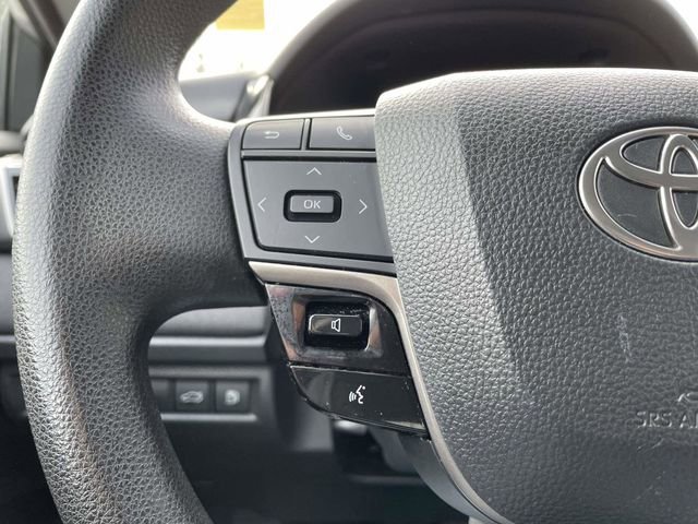 Used 2025 Toyota Camry LE image 24
