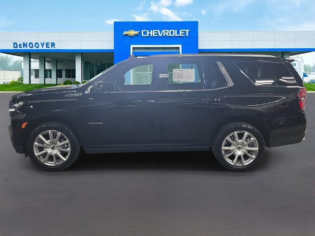 Used 2021 Chevrolet Tahoe High Country w/ Premium Package 2 AWD/4WD image 12