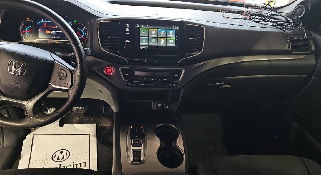 Used 2021 Honda Passport Sport image 2