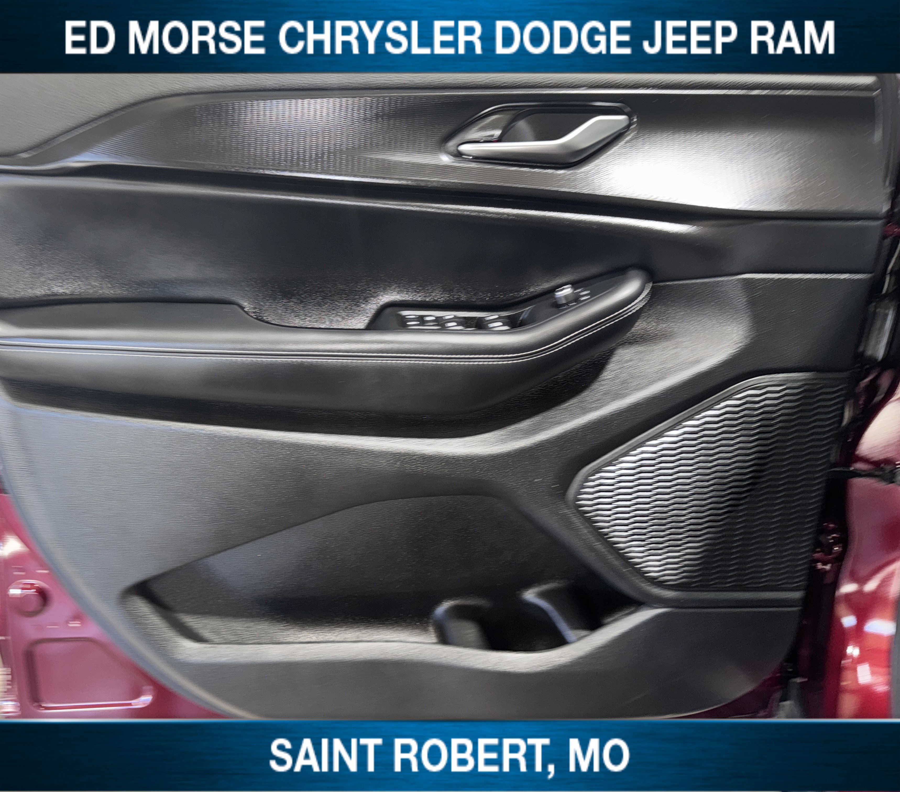 New 2025 Jeep Grand Cherokee Altitude AWD/4WD image 34