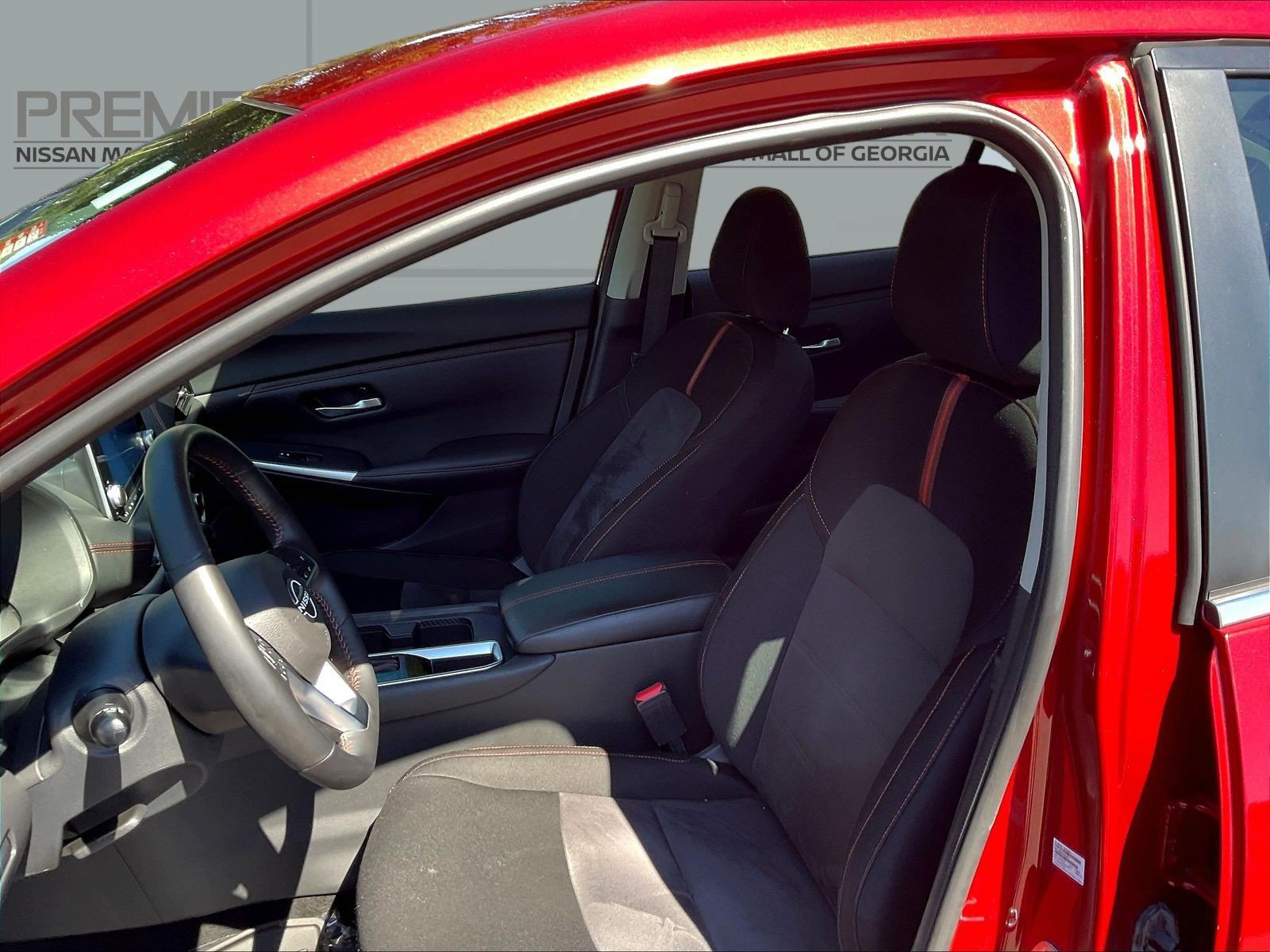Used 2025 Nissan Sentra SR FWD image 23