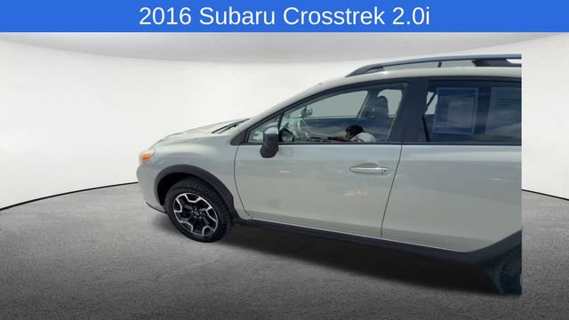 Used 2016 Subaru Crosstrek 2.0i AWD/4WD image 4